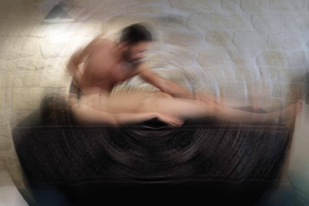 Massages Sensuels, massage yoni paris